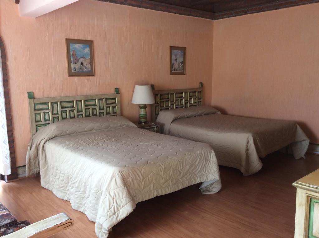 Hotel Villa De La Plata Guanajuato Pokoj fotografie